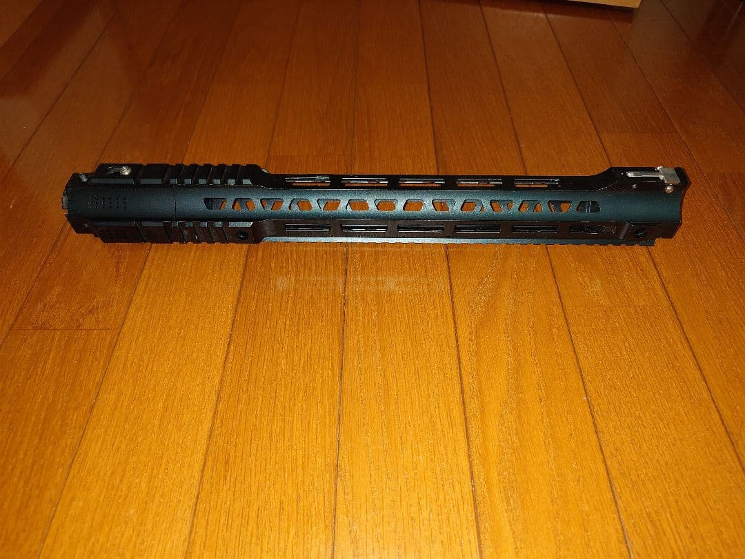 SAI GRY Jailbreakタイプ AR-15 M-LOKハンドガード