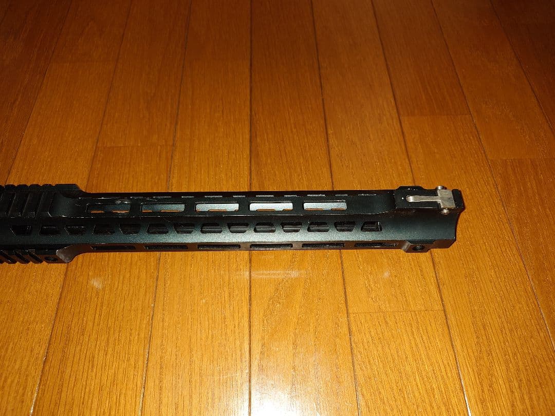 SAI GRY Jailbreakタイプ AR-15 M-LOKハンドガード