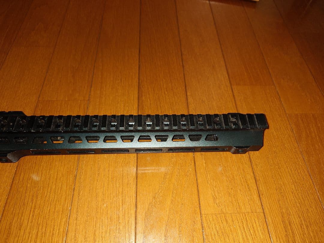 SAI GRY Jailbreakタイプ AR-15 M-LOKハンドガード