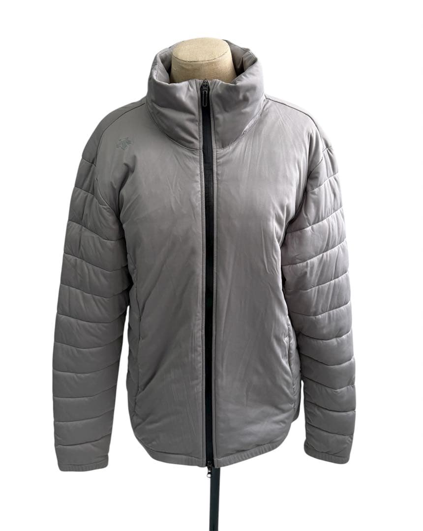 美品 DESCENTN ゴルフウェア 中綿ジャケット メンズ 防寒