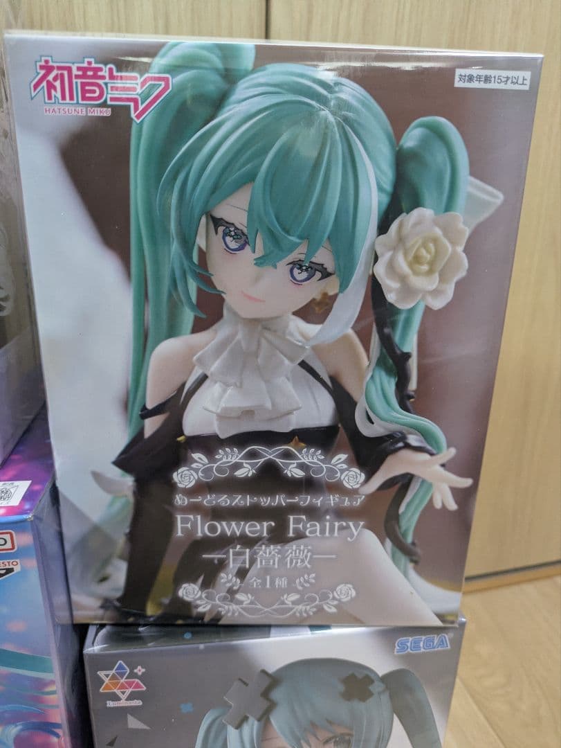 【新品・未開封品】初音ミクフィギュア６体セット
