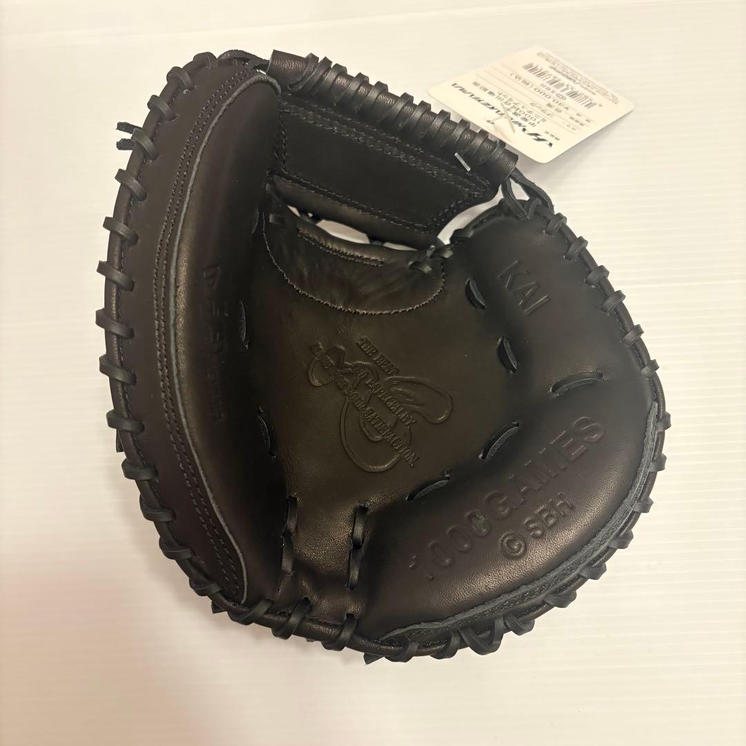 【受注生産品】甲斐拓也選手　通算1000試合出場達成記念　ミニチュアミット