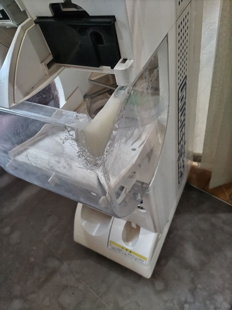 バンダイカプセルステーション引き取り限定、又は送料着払いです。鍵あります。