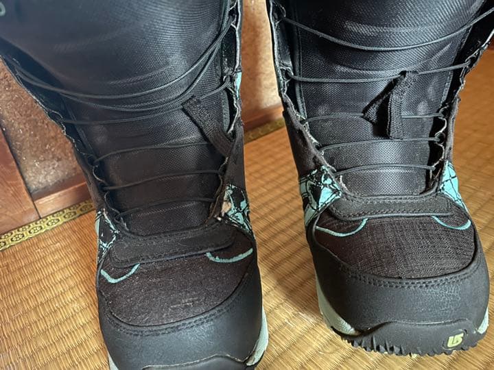 スノーボード ブーツレディースBURTON エメラルド水色