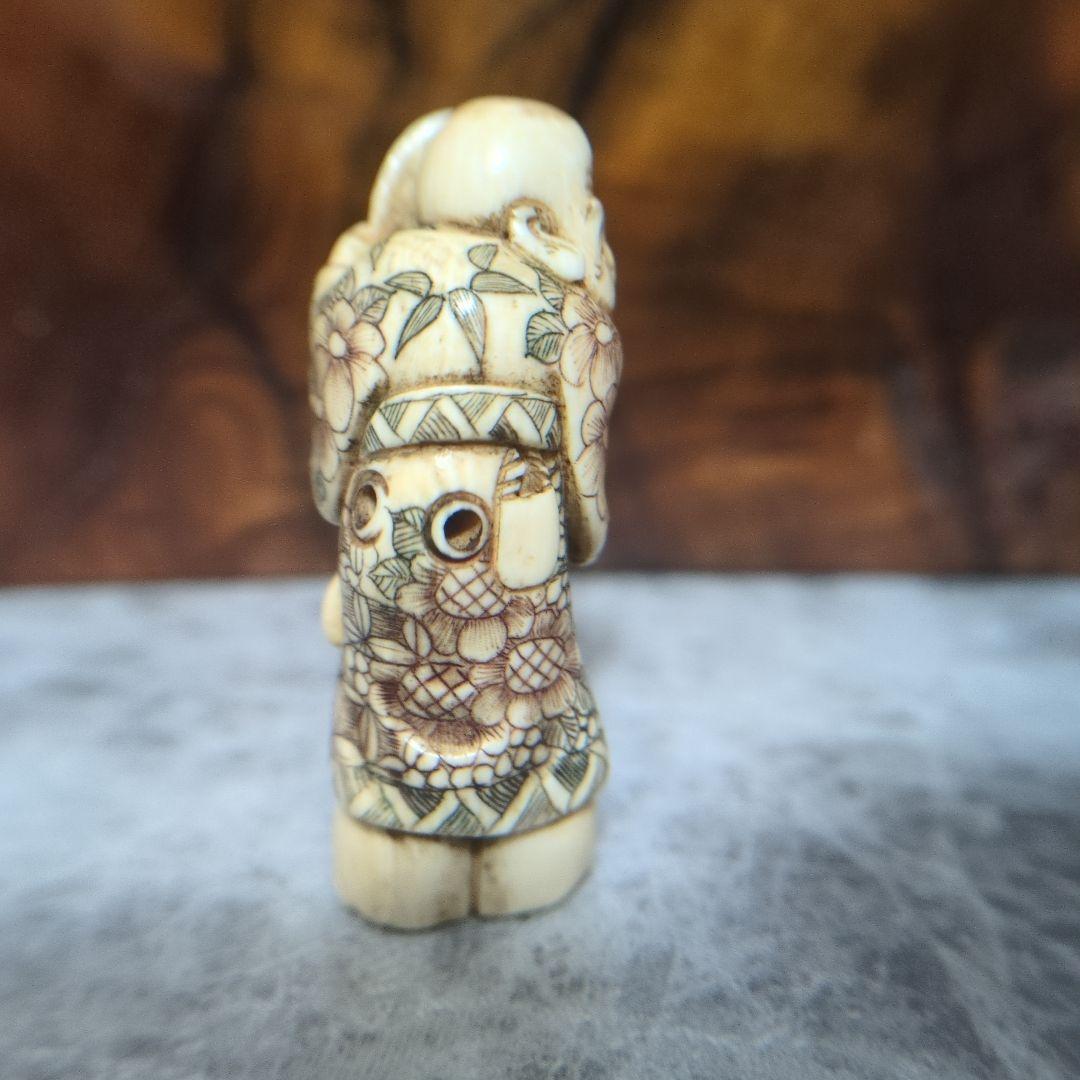 極上　　人物根付　天然素材　置物　古美術品　 細密細工　骨董　アンティーク