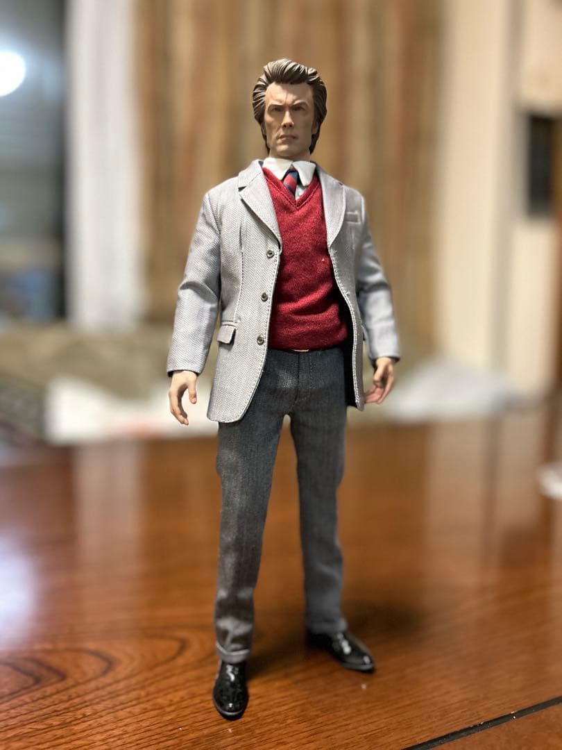 ダーティーハリー　ハリーキャラハン　クリントイーストウッド