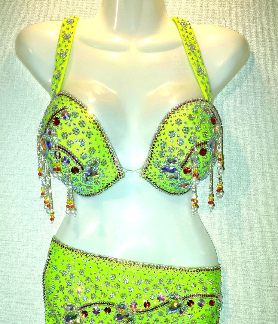 【新品】エジプト製ベリーダンス セットアップ 蛍光グリーン