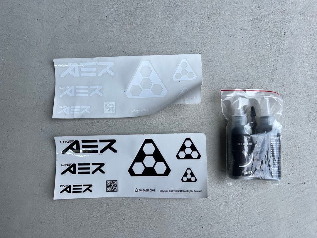 ONEAER DX3 DISC カーボン チューブレスレディ シマノ 11S