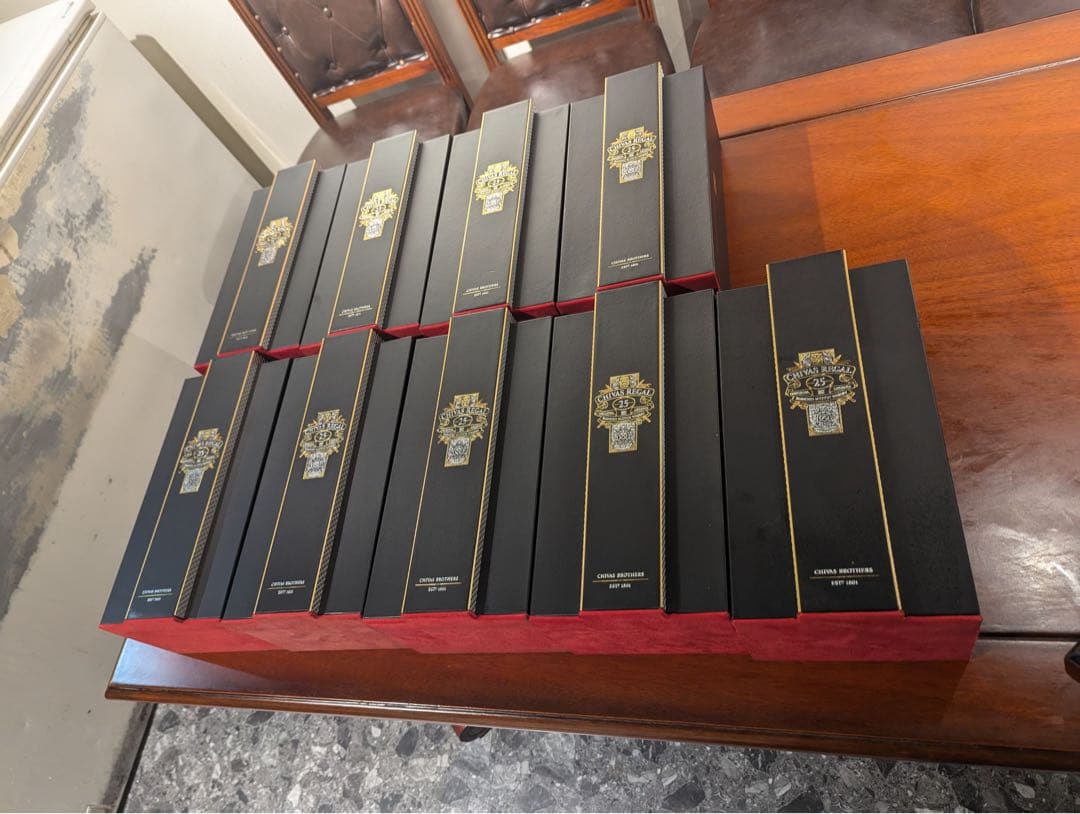 Chivas Regal 25年 700ml 空ボックス 9個セット