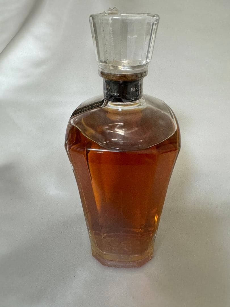 クレスト　ウイスキー　　700ml 40度