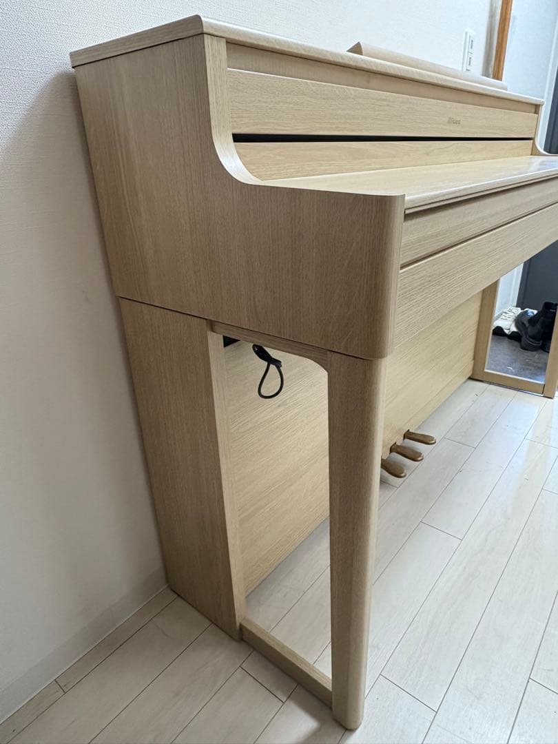 【引取or直配送】ローランド　HP704 88鍵 電子ピアノ　ライトオーク