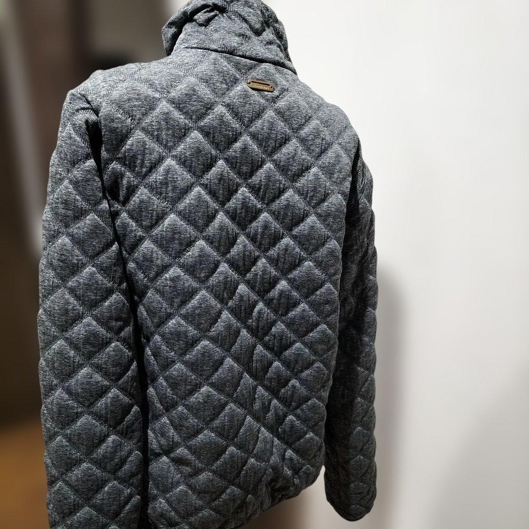 一度使用のみグレー キルティングジャケット レディース