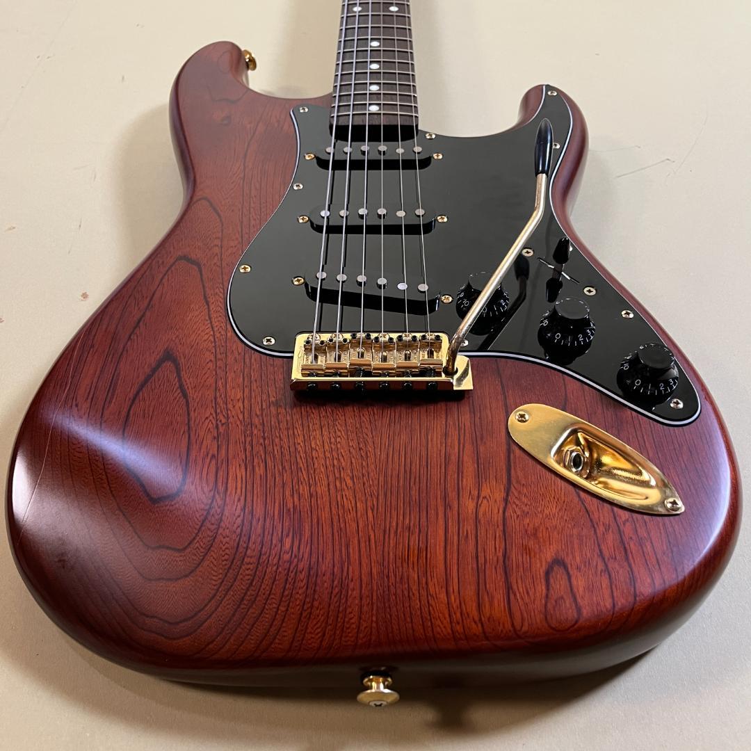 専用 Fender Japan ST62 オーダーメイド オリジナルパーツ付
