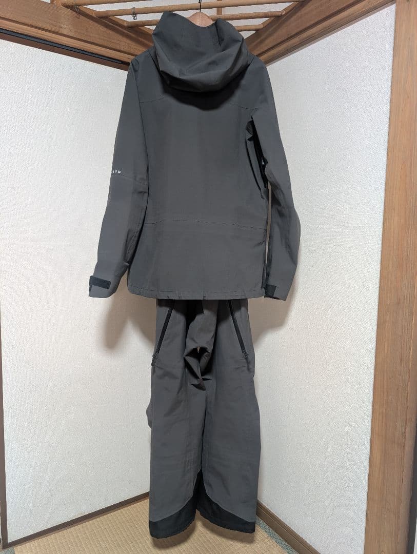 【24-25モデル】unfudge CLOUD JKT&PEEP BIB 上下L