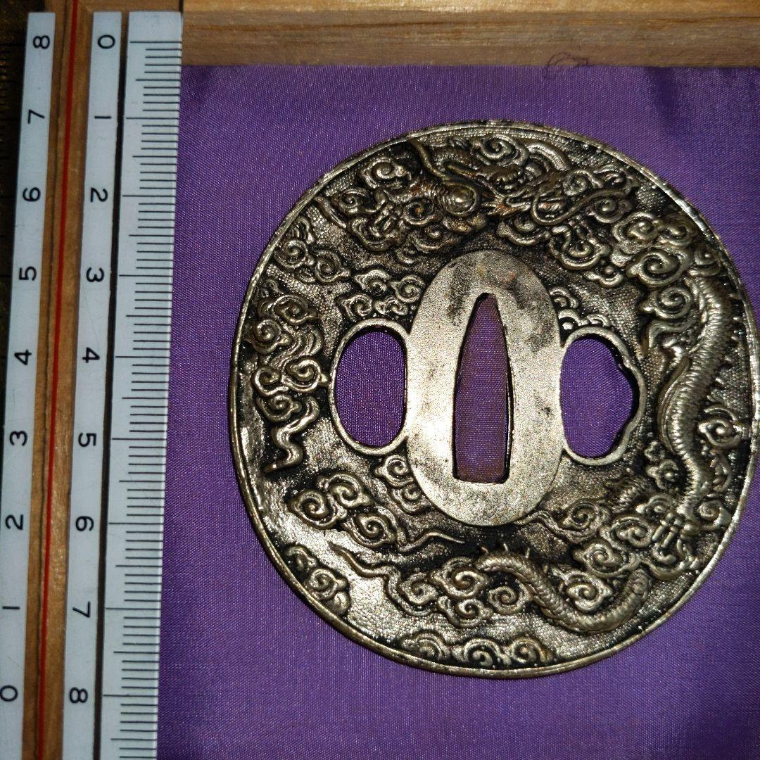 刀剣鐔　一対　木箱入り