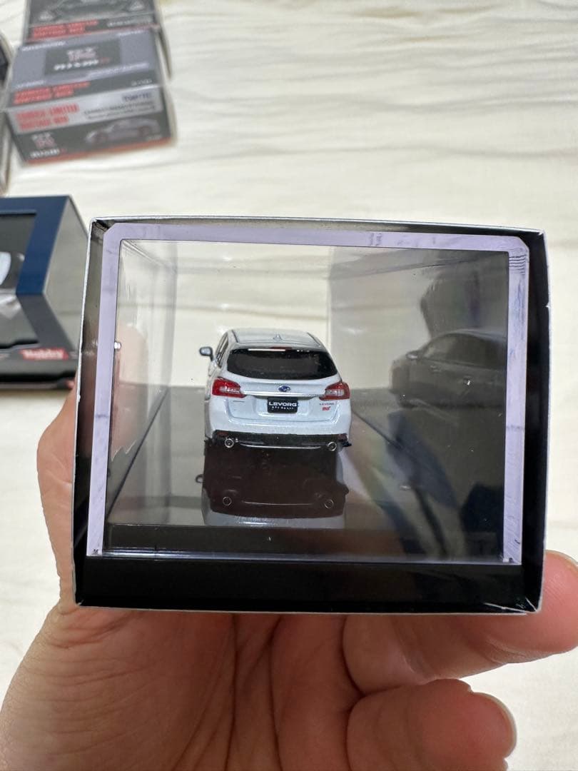 1/64 ミニカー　ボビージャパン　レヴォルグ　セット。