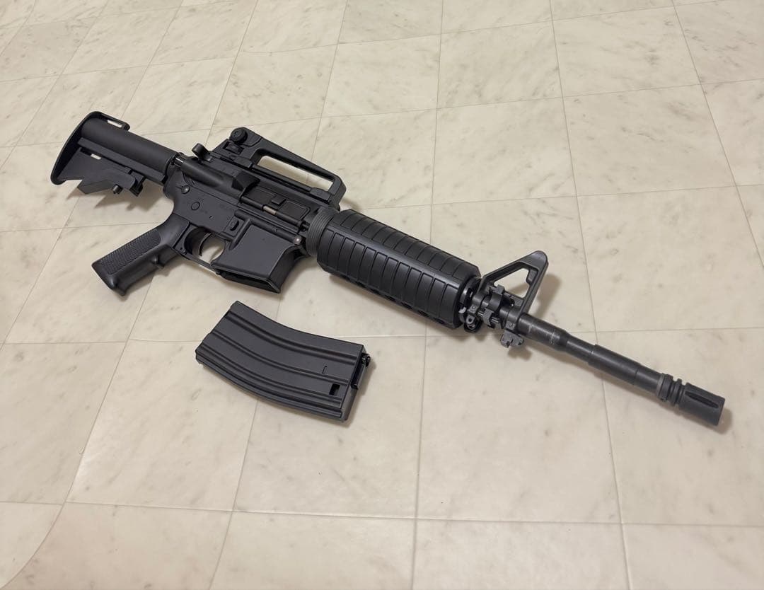 東京マルイ M4A1 カービン STD 電動ガン