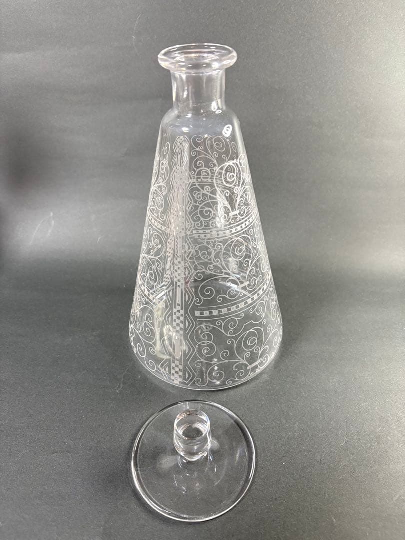 アンティークバカラ最上級グラヴュール装飾リド大型デキャンタ刻印有り。