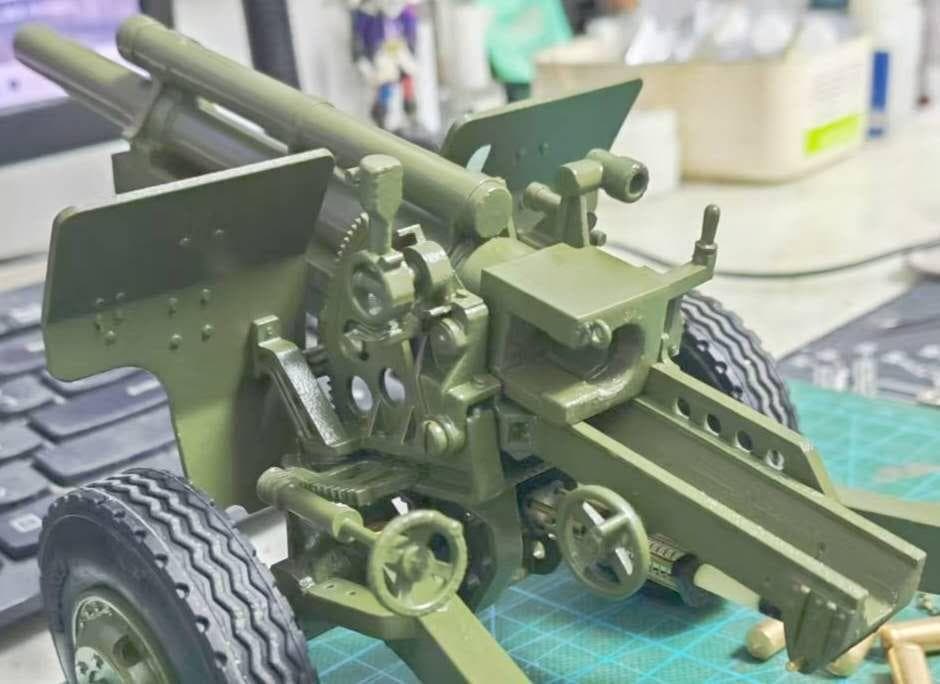 105ｍｍ榴弾砲模型　1/16スケール　手作　新品