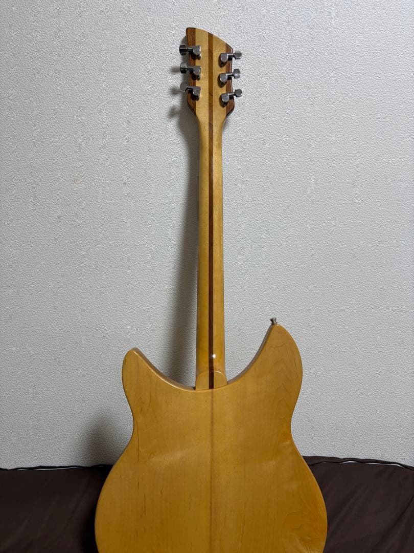Rickenbacker 330 mapleglo リッケンバッカー　メンテ済