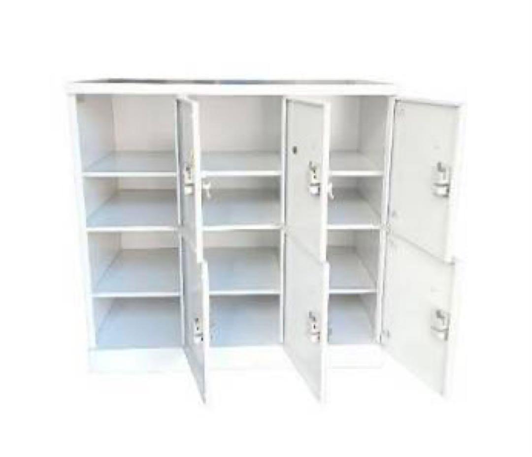 6人用ロッカー　鍵　スペアキー付き　スチール　幅90cm 高さ88.5cm