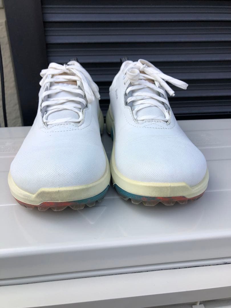 325番超美品ECCO XTENCAゴルフシューズ38 24.0cmスパイクレス