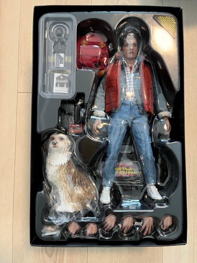 ホットトイズ バックトゥザ・フューチャー マーティ & アインシュタイン