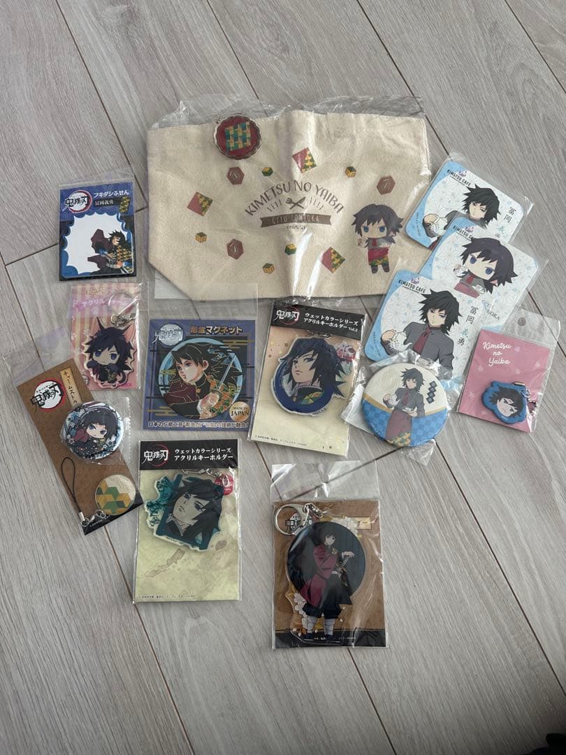 鬼滅の刃　冨岡義勇セット　Demon Slayerアニメ　鬼滅カフェ限定バッグ