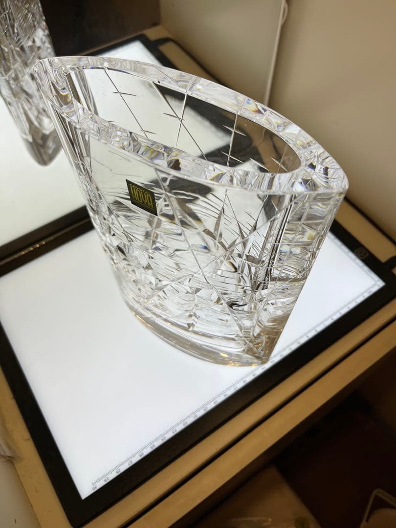 HOYA クリスタル　佐々文夫　最高級　花瓶　フラワーベース　工芸品　中古品