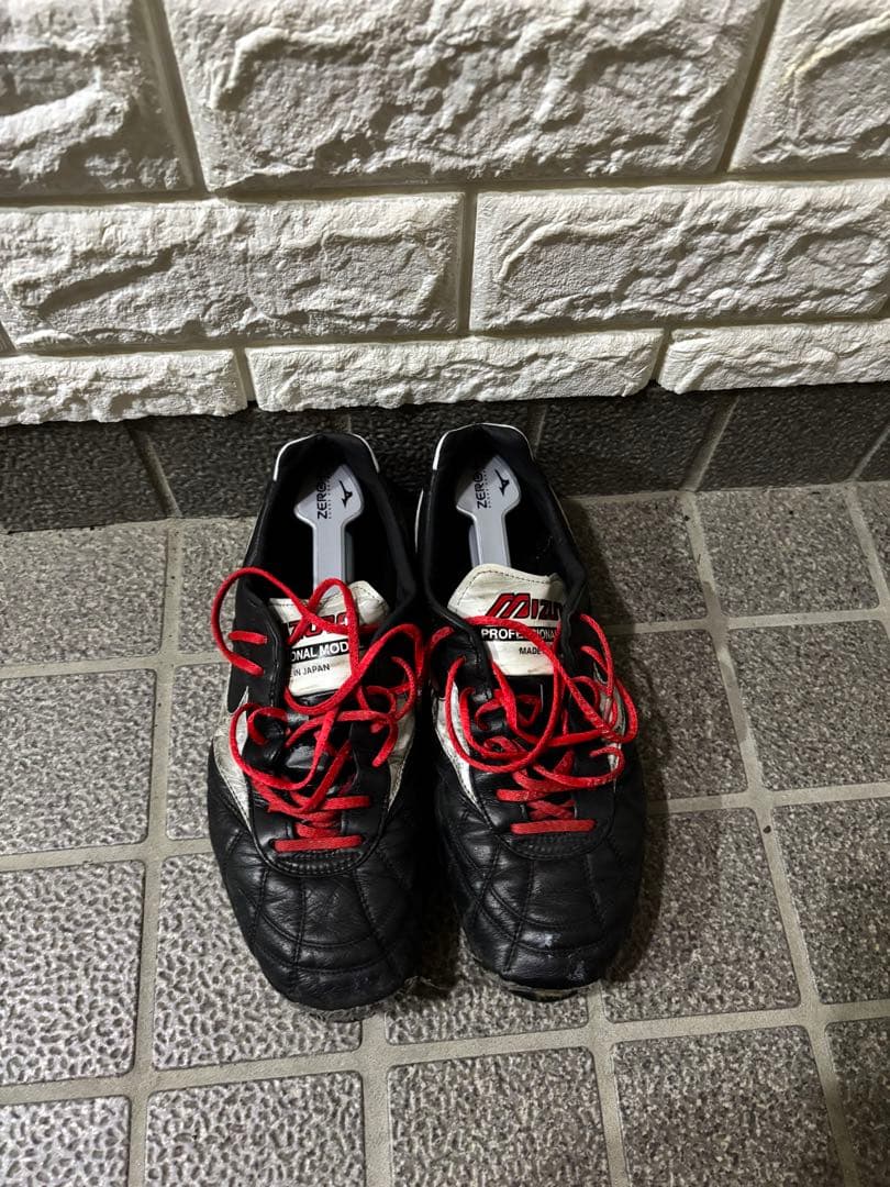 Mizuno モレリア サッカーシューズ 黒/赤