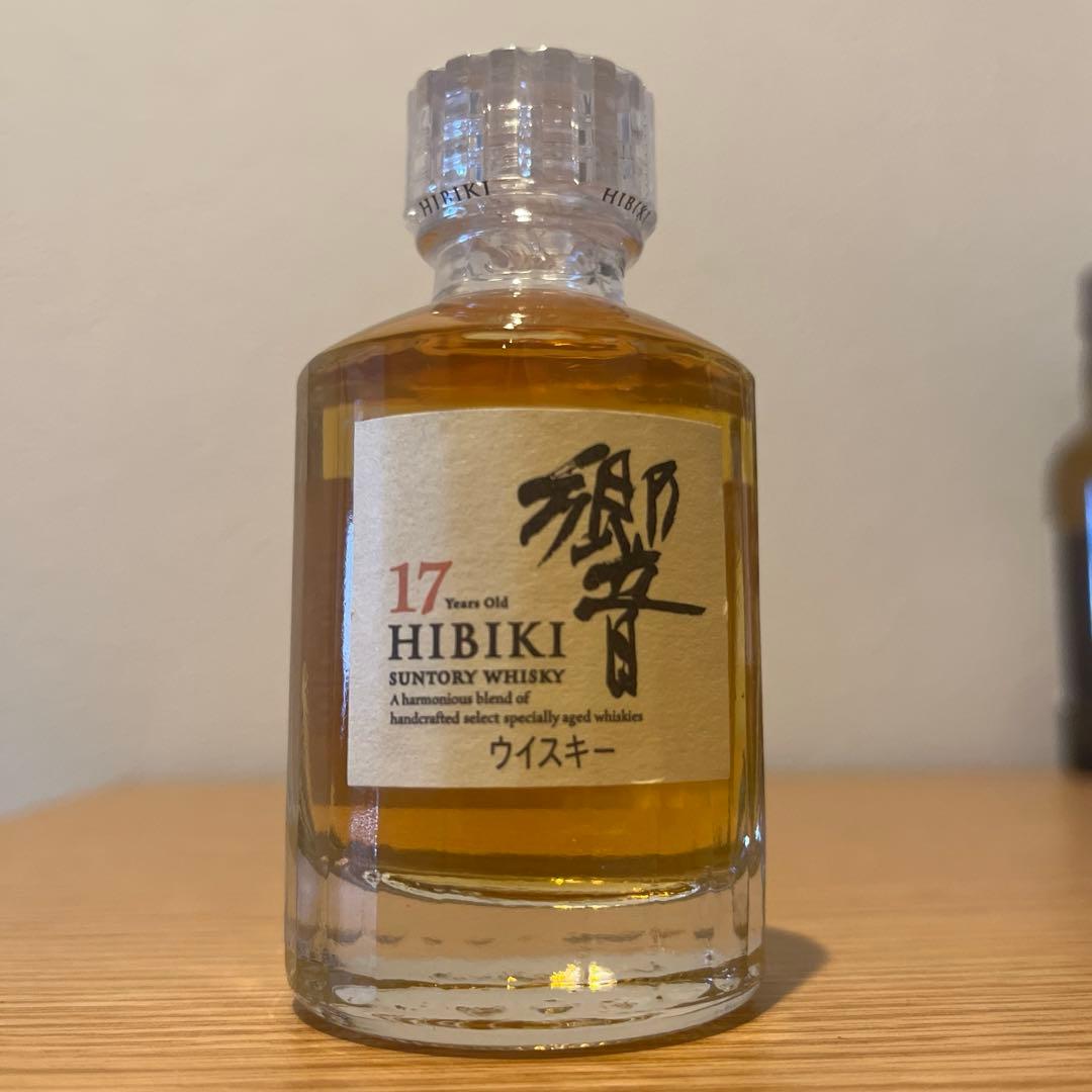 響Hibiki 17 Years Old 50ml ウイスキー　ミニチュアボトル