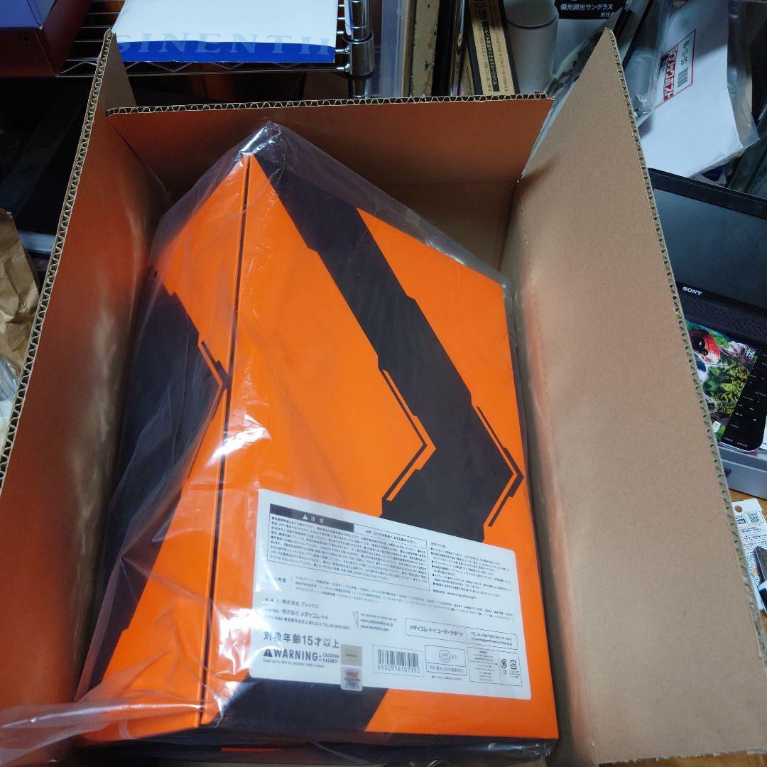 メディコムトイ　RAHジェネシス仮面ライダーガッチャードスチームホッパー