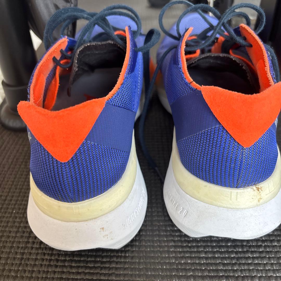 陸上シューズ「アディゼロ ボストン 12」26cm