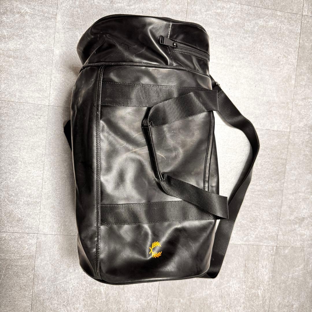 FRED PERRY ボストンバッグ 黒