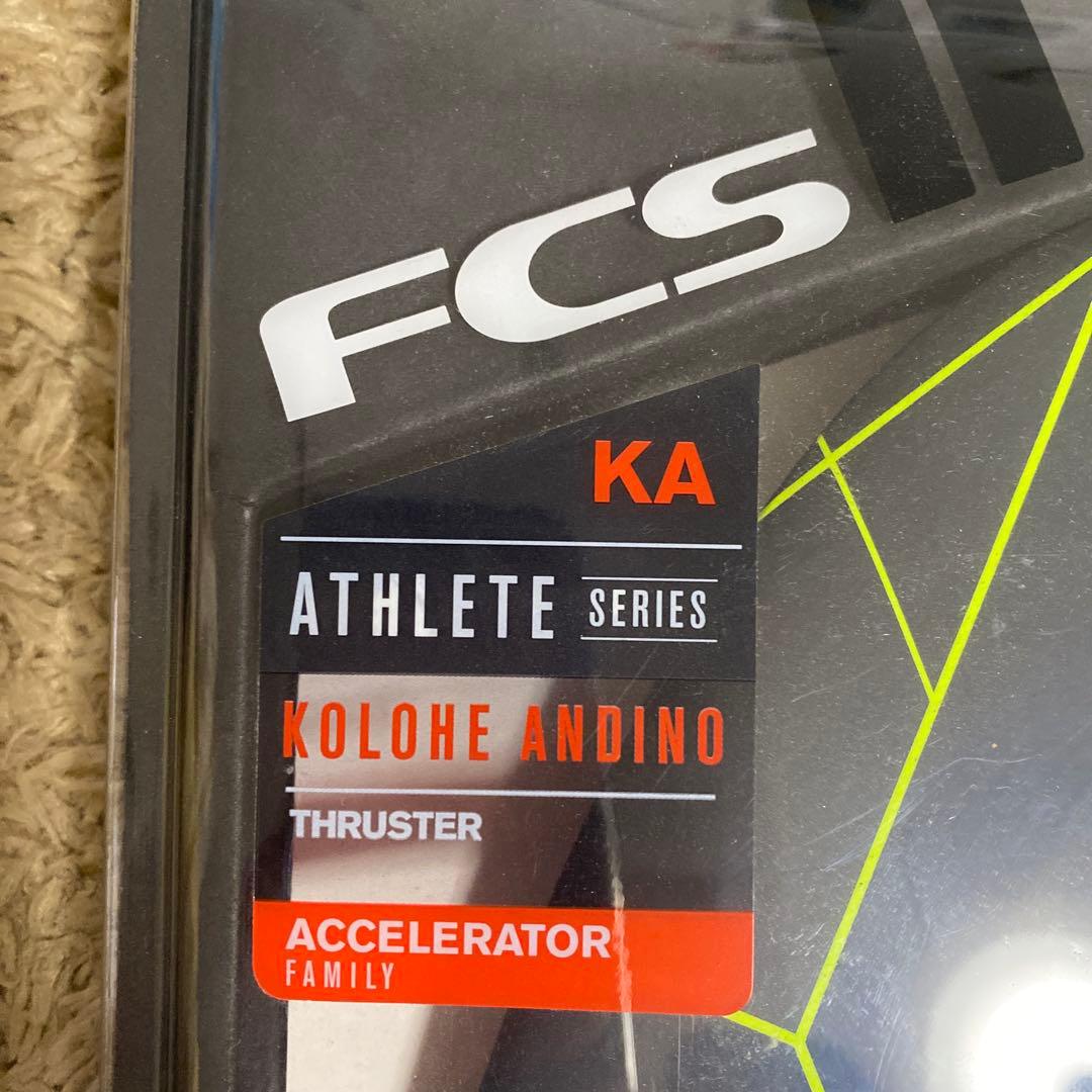 fcs2 フィン　KA コロへアンディーノ　Mサイズ　 トライフィン