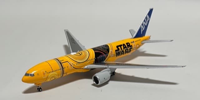 航空機・ヘリコプター ANA B777-200ER JA743A C-3PO