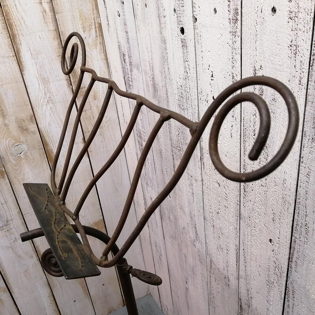 アイアンスタンド　アンティーク　シャビー　看板　メニュー　ディスプレイ