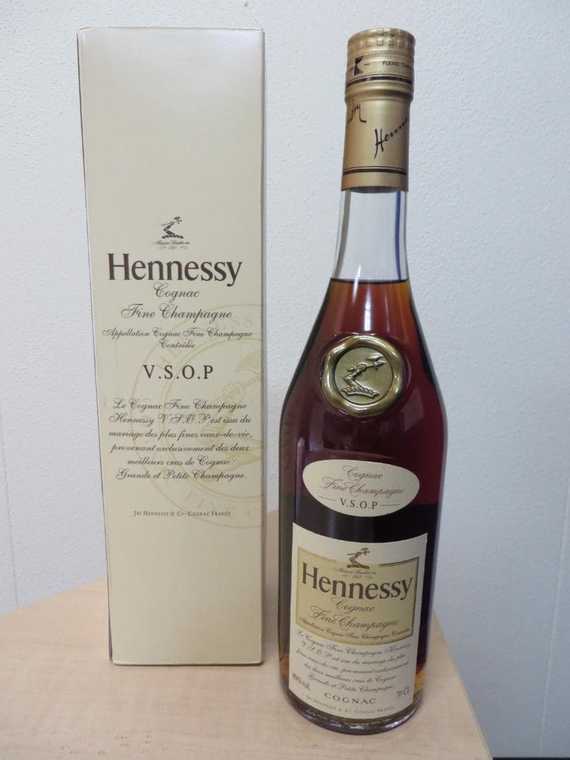 未開栓ヘネシー VSOP スリムボトル 700ml 40% Hennessy