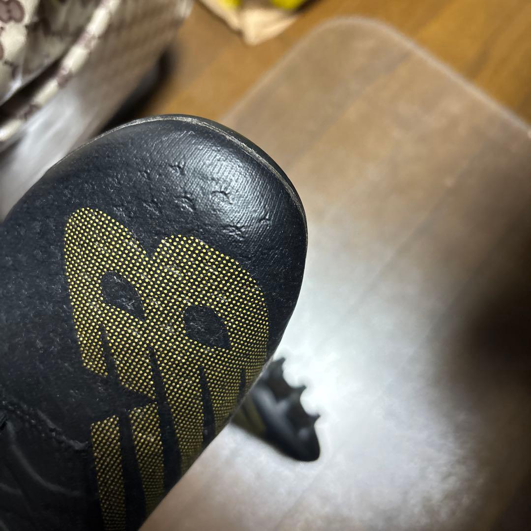 New Balance サッカーシューズ スパイク ブラック/ゴールド