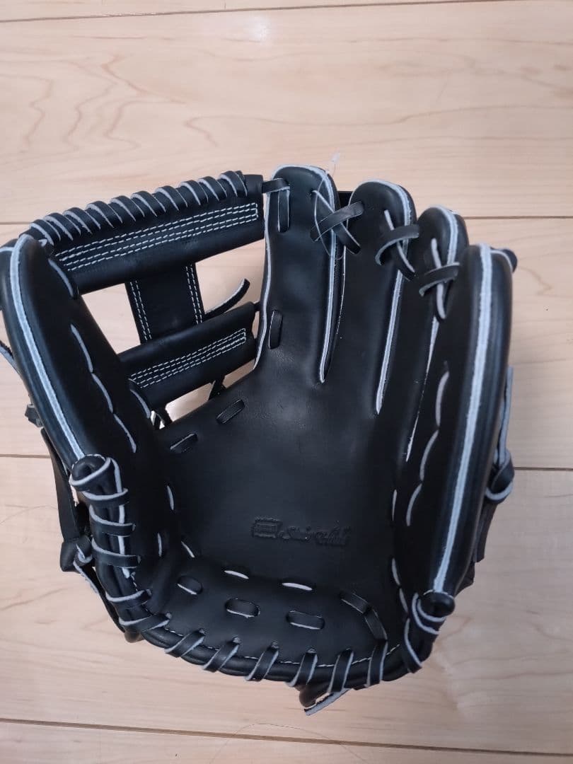 ZETT硬式野球グローブ 内野用（遊撃・２塁）【新品未使用】