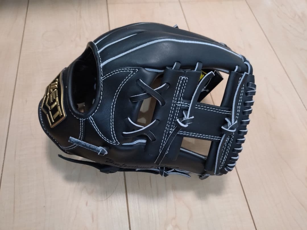 ZETT硬式野球グローブ 内野用（遊撃・２塁）【新品未使用】