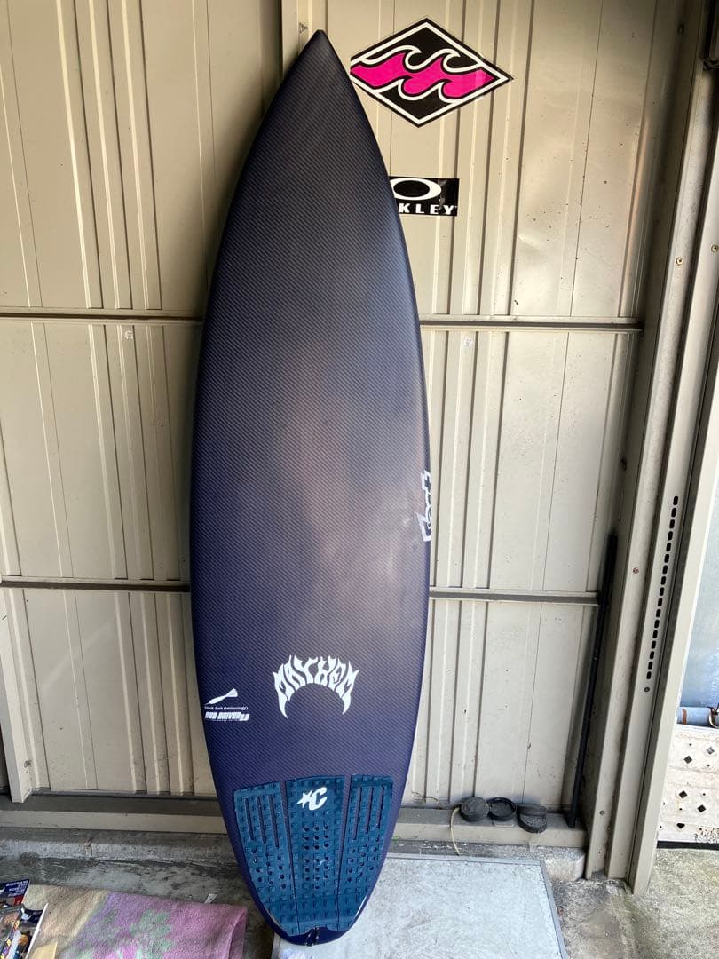 送料込　美品ロストカーボンボード　サブドライバー2.0 5.9 28リットル