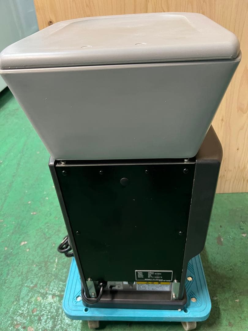 2019年 すしメーカー 業務用シャリ玉成形機