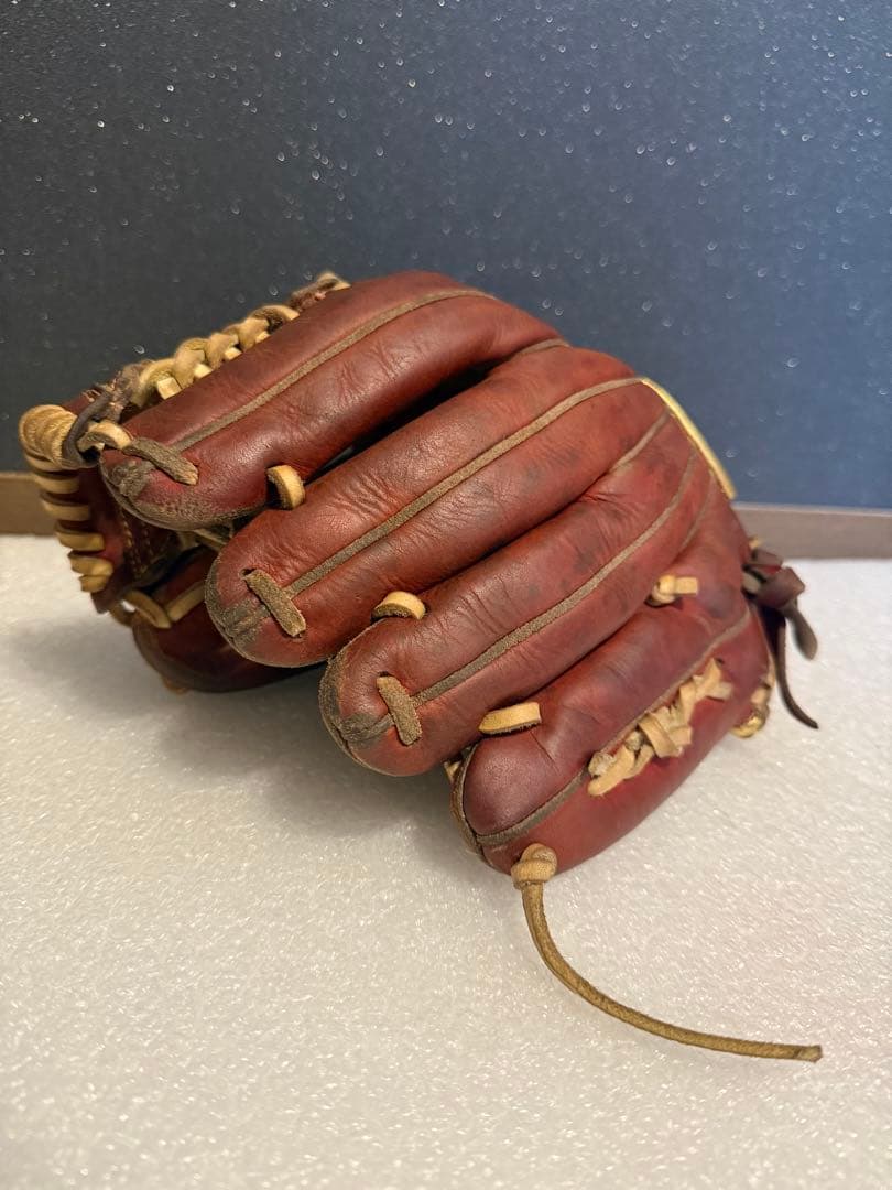 ★最高級★ ミズノプロ 硬式 内野手 ゴールドヘリ革交換 紐交換