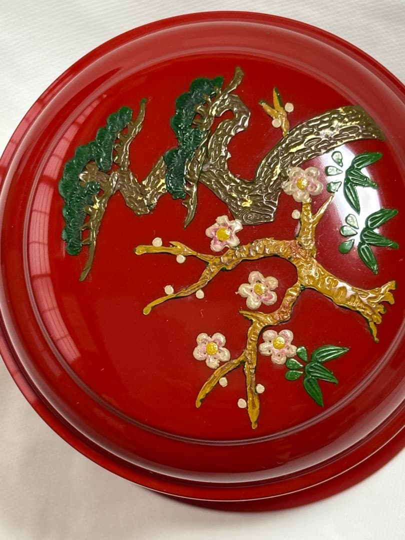 琉球漆器 重箱 3段重ね　台付三段食籠