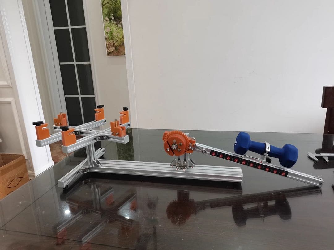 【即売り切れ予告】ストリングマシン　バドミントン　重錘式 ガット張り機