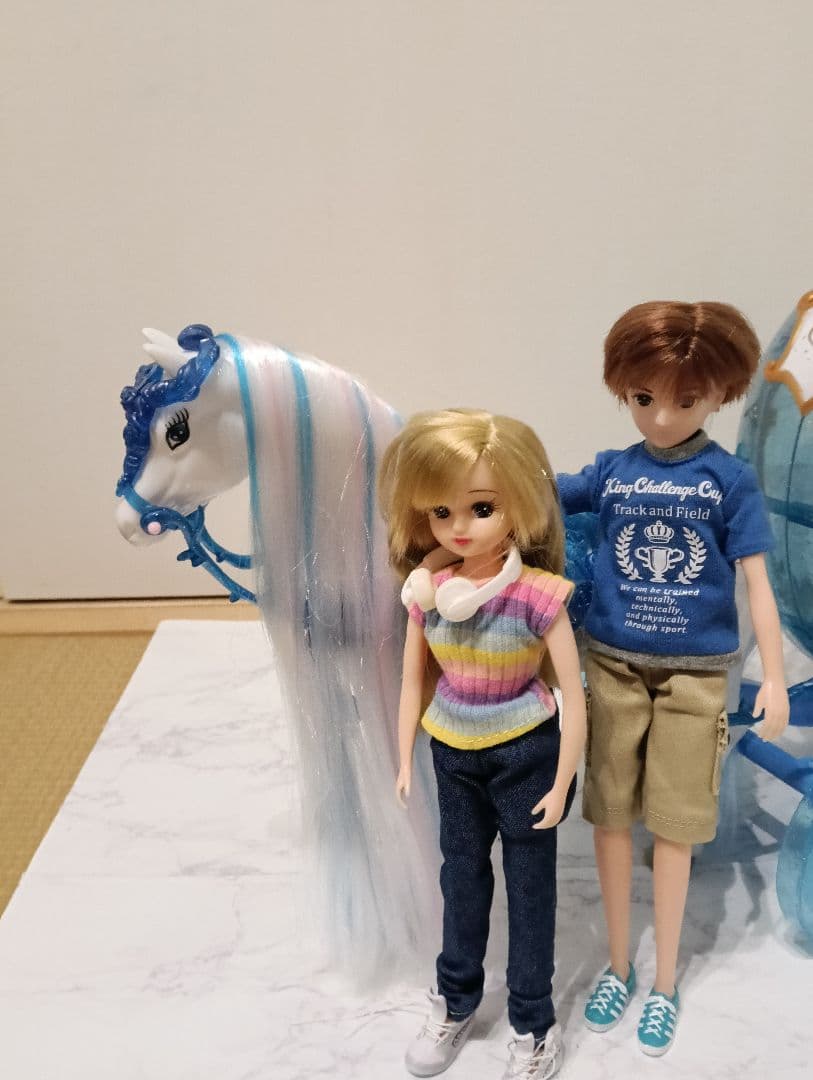 ボブちゃん　シンデレラ 馬車 ディズニープリンセス　リカちゃん　 置物