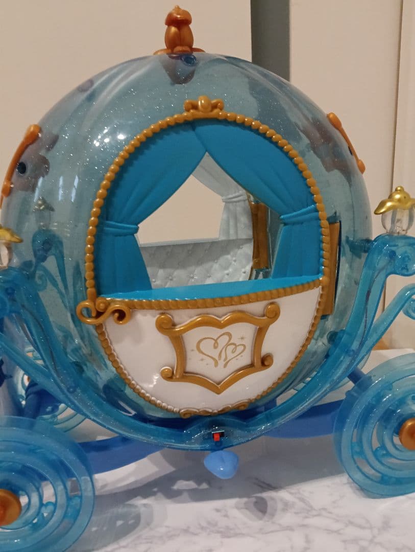 ボブちゃん　シンデレラ 馬車 ディズニープリンセス　リカちゃん　 置物