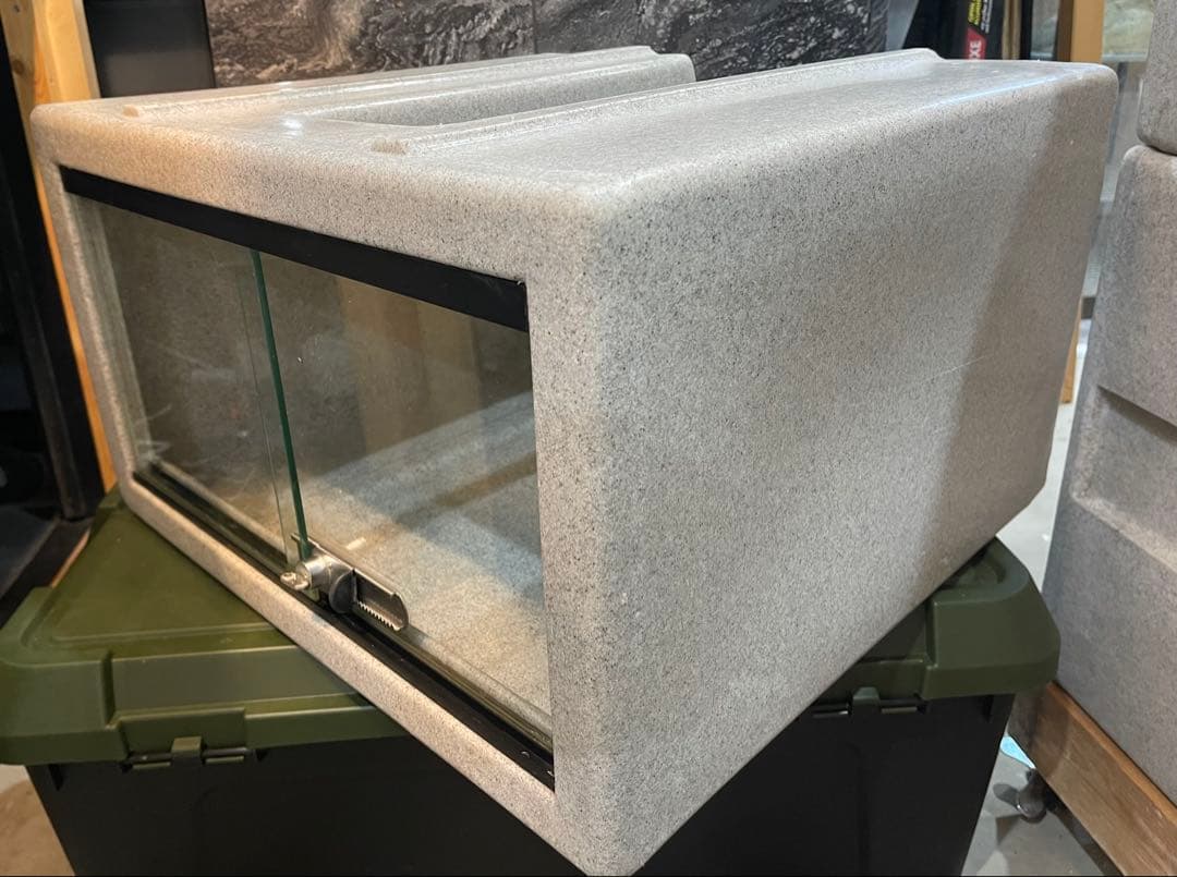 vision cage　ヴィジョンケージ　爬虫類ケージ　特定動物ケージ