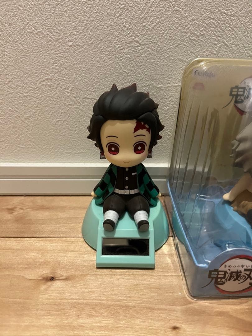 鬼滅の刃　ソーラー3個セット